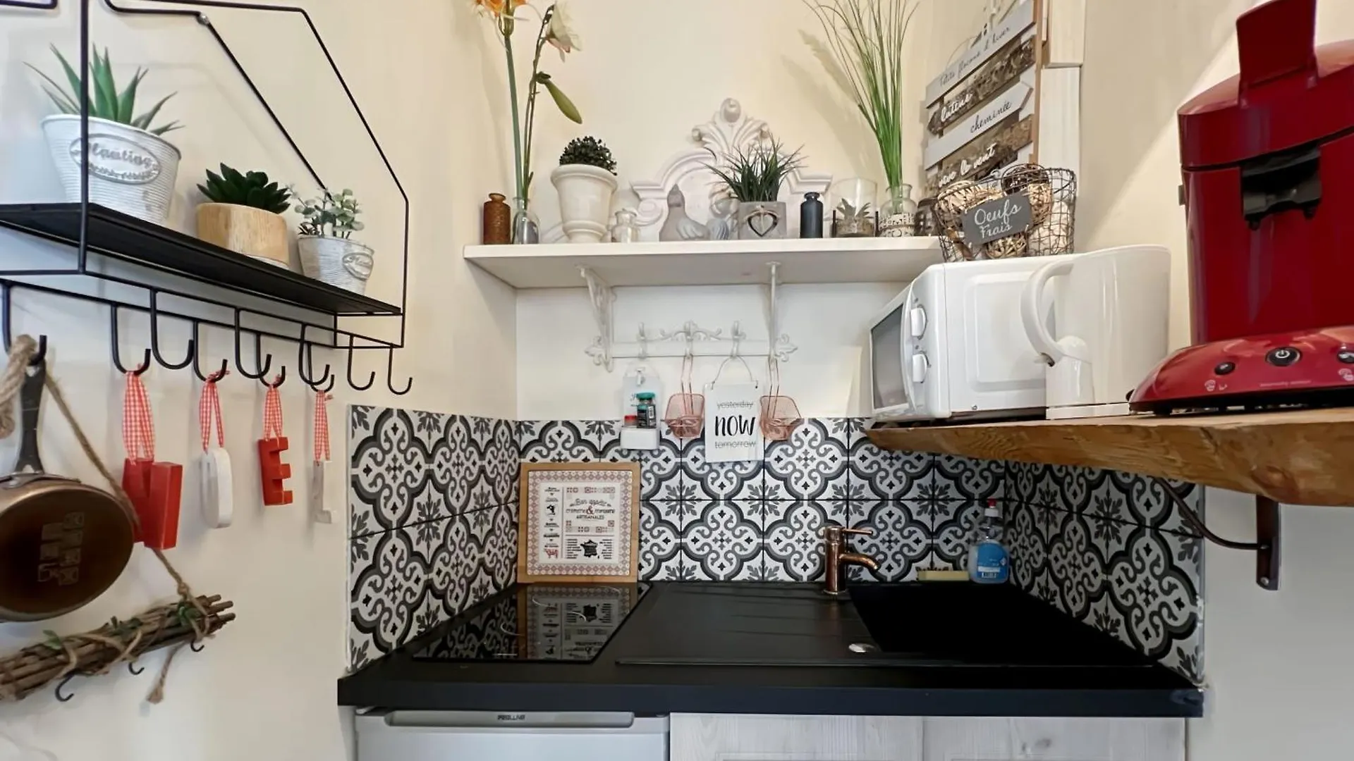 Apartment Charming Studio In The Heart Of Paris